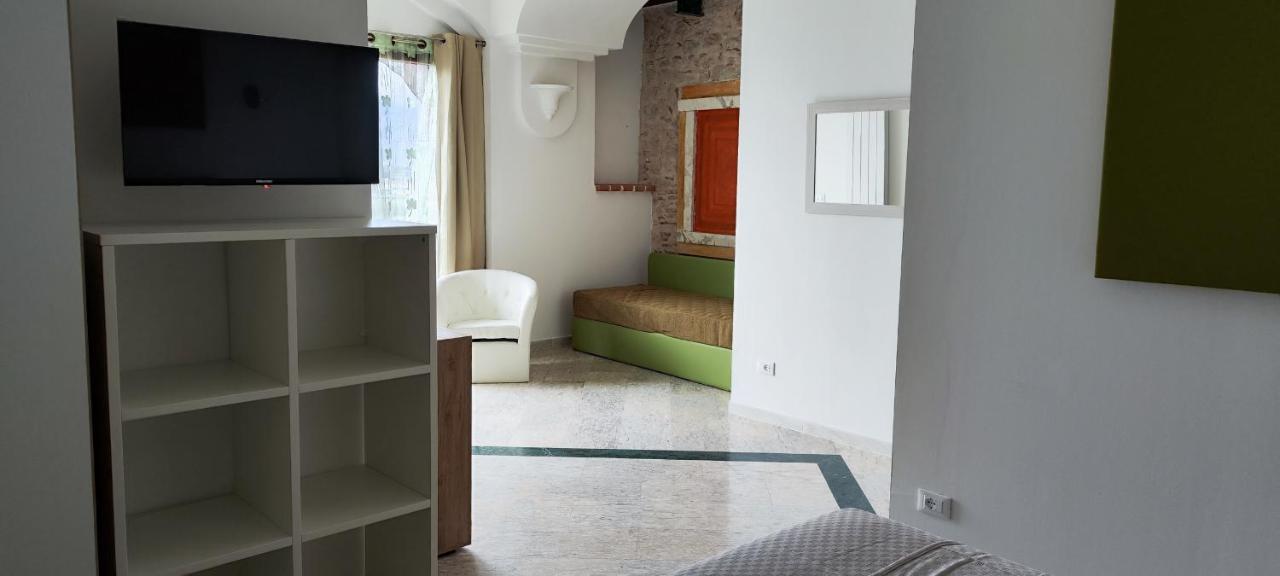 Il Querceto Delle Marine Hotell LʼAquila Eksteriør bilde
